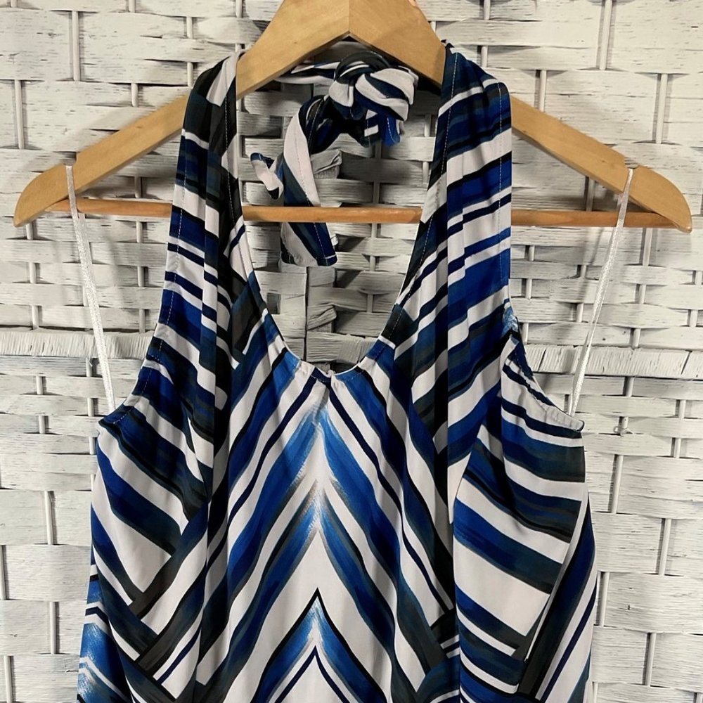 Ladies Blue/Grey/White Chevron Print Top w/ Halter Neck Tie